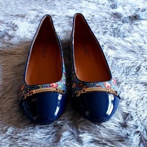 Machi Shoes - Machi Pegina Navy Floral Flats Size 7.5 Machi Shoes - Machi Pegina Navy Floral Flats Size 7.5